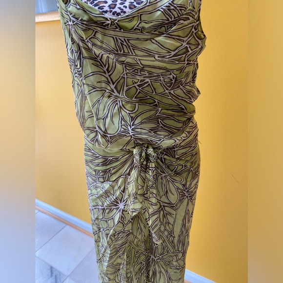 Green 3 piece skirt, top, wrap (cache) - Picture 2 of 8